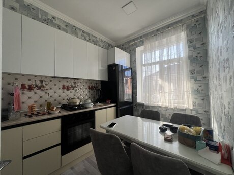 5 otaqlı həyət evi/bağ evi - Masazır q. - 140 m²