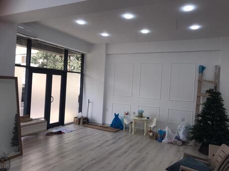 Obyekt - 8-ci mikrorayon q. - 57 m²