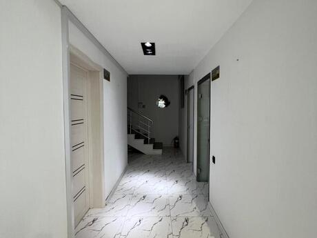 Obyekt - Ağ şəhər q. - 150 m²