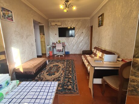2 otaqlı köhnə tikili - 7-ci mikrorayon q. - 45 m²