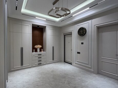4 otaqlı yeni tikili - Elmlər Akademiyası m. - 165 m²