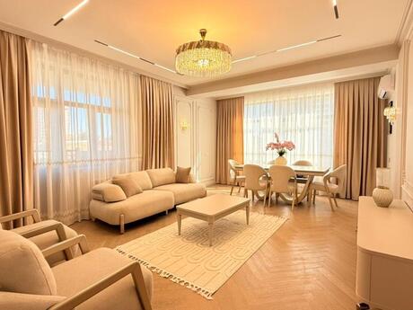 3-комн. новостройка - м. 28 мая - 112 м²