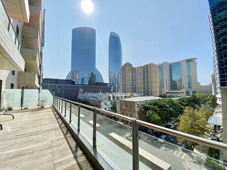 3 otaqlı yeni tikili - Nəsimi r. - 135 m²