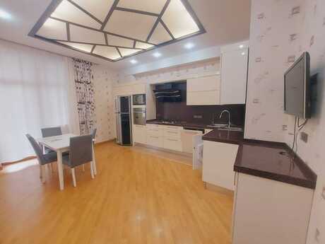3 otaqlı yeni tikili - Elmlər Akademiyası m. - 160 m²