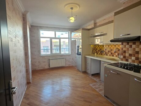 3 otaqlı mənzil, 110 m², İnşaatçılar: 230 000 ₼ 5
