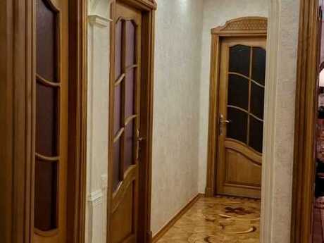 5 otaqlı köhnə tikili - Azadlıq Prospekti m. - 150 m²