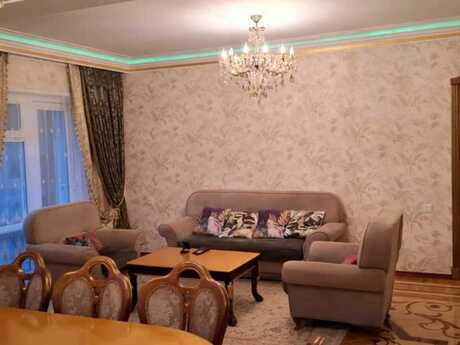 5 otaqlı köhnə tikili - Azadlıq Prospekti m. - 150 m²