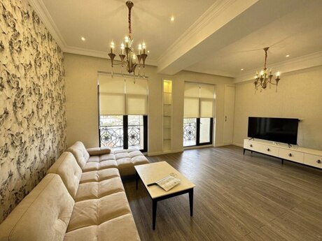 Elan №5906502 - Bakı, Ağ şəhər q., 3 otaqlı, 137 m², 7/7 mərtəbə