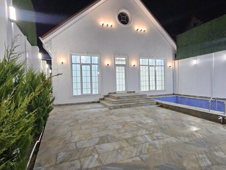 4 otaqlı həyət evi/bağ evi - Şüvəlan q. - 150 m²