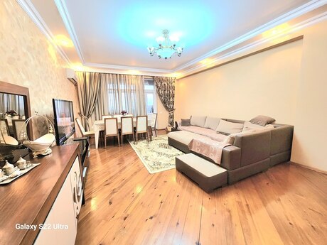 3 otaqlı yeni tikili - Neftçilər m. - 142 m²