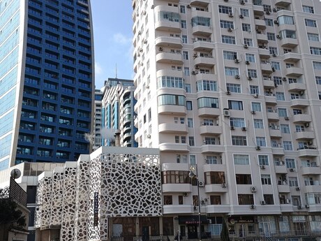 Satılır 3 otaqlı yeni tikili 150 m², Xətai r.
