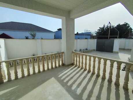 3 otaqlı həyət evi/bağ evi - Novxanı q. - 90 m²