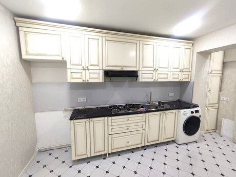 3 otaqlı köhnə tikili - Qara Qarayev m. - 70 m²