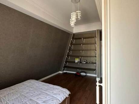 4 otaqlı yeni tikili - Ağ şəhər q. - 150 m²
