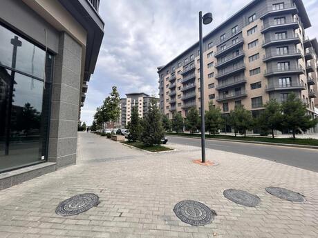 Obyekt - Ağ şəhər q. - 250 m²