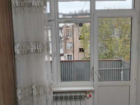 2 otaqlı köhnə tikili - İnşaatçılar m. - 35 m²