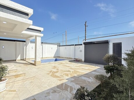 4 otaqlı həyət evi/bağ evi - Şüvəlan q. - 150 m²