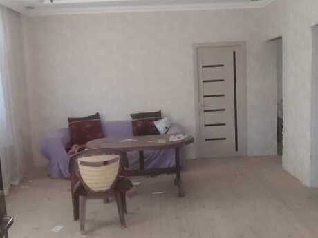 Satılır 3 otaqlı həyət evi/bağ evi 110 m², Gəncə
