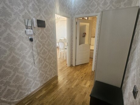 Satılır 2 otaqlı yeni tikili 72 m², Qara Qarayev m.