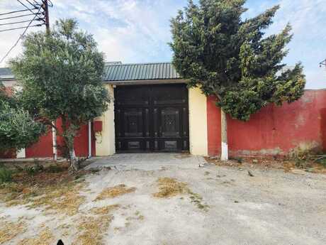 Satılır 5 otaqlı həyət evi/bağ evi 150 m², Zirə q.