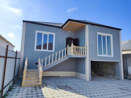 Satılır 4 otaqlı yeni tikili 140 m², Məmmədli q.