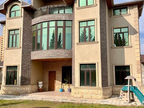 10 otaqlı həyət evi/bağ evi - Xırdalan - 750 m²