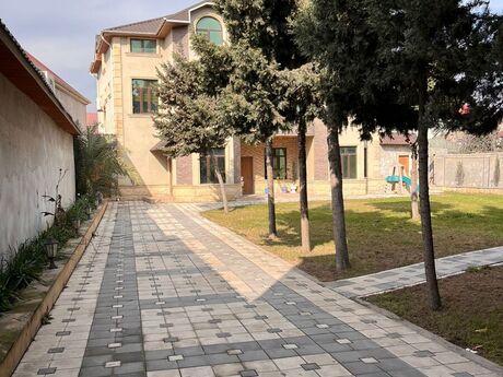 10 otaqlı həyət evi/bağ evi - Xırdalan - 750 m²