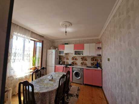 4 otaqlı həyət evi/bağ evi - Zabrat q. - 123 m²
