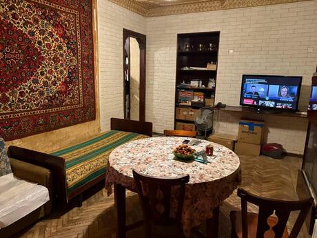 Elan №5911265 - Bakı, Elmlər Akademiyası m., 3 otaqlı, 85 m², 1/5 mərtəbə