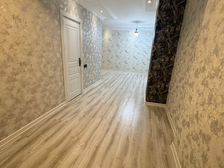 3-комн. новостройка - пос. Бакиханова - 138 м²