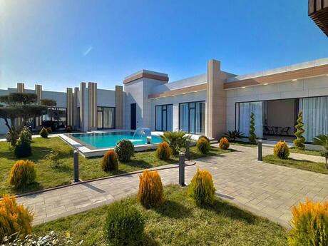 House with Garden, Villa For Sale
