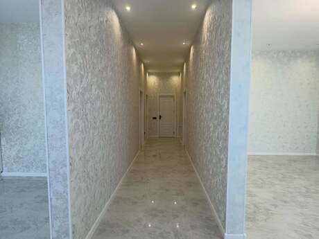 4 otaqlı həyət evi/bağ evi - Şüvəlan q. - 130 m²