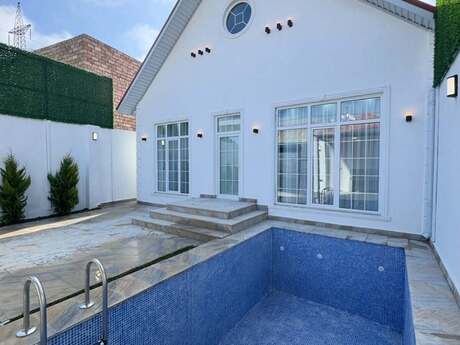 4 otaqlı həyət evi/bağ evi - Şüvəlan q. - 130 m²