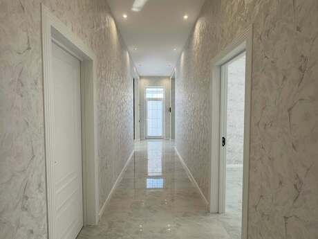 House with Garden, Villa For Sale