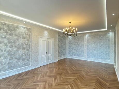 4 otaqlı həyət evi/bağ evi - Badamdar q. - 310 m²