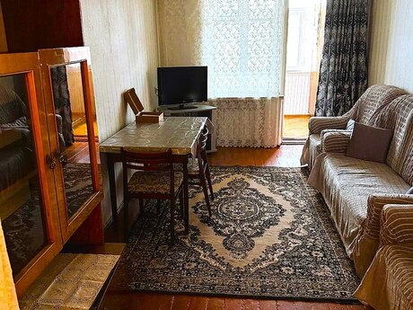 3 otaqlı köhnə tikili - Yasamal q. - 60 m²