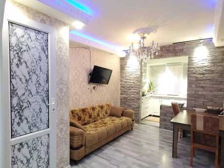 Elan №5912241 - Bakı, Əhmədli m., 3 otaqlı, 70 m², 1/9 mərtəbə