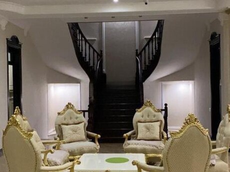 15 otaqlı həyət evi/bağ evi - Nəriman Nərimanov m. - 300 m²