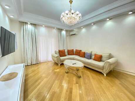 Elan №5912358 - Bakı, Şah İsmayıl Xətai m., 3 otaqlı, 105 m², 6/16 mərtəbə