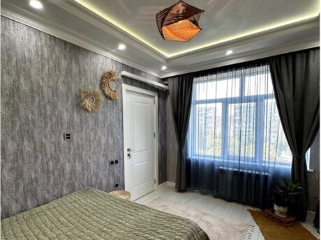 3 otaqlı köhnə tikili - Gənclik m. - 78 m²