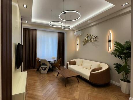 Объявление №5912626 - Баку, м. Элмляр Академиясы, 2-комн., 68 м², 10/17 этаж