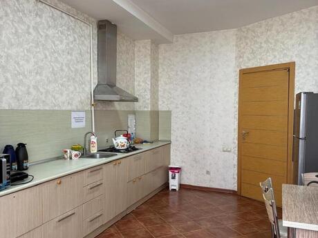 1 otaqlı ofis - İnşaatçılar m. - 18 m²