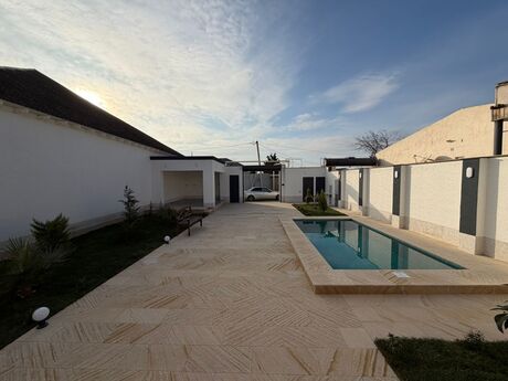 3 otaqlı həyət evi/bağ evi - Şüvəlan q. - 140 m²