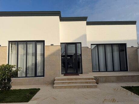 3 otaqlı həyət evi/bağ evi - Şüvəlan q. - 140 m²