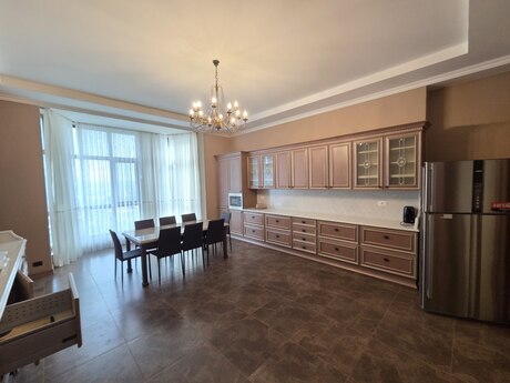 28 Mayda 7 otaqlı yeni tikili mənzil kirayə verilir, 400 m², 6 000 AZN/ay, şəkil 5 / 12