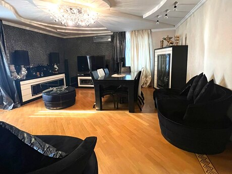 м. Кара Караев