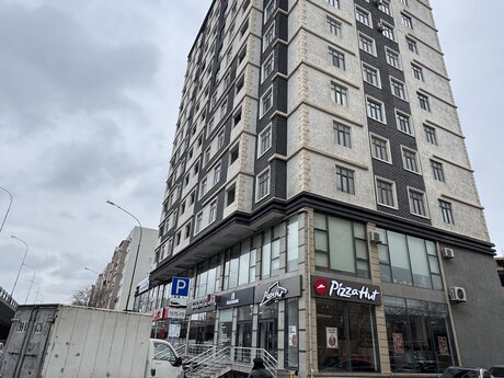 4 otaqlı yeni tikili - Memar Əcəmi m. - 130 m²