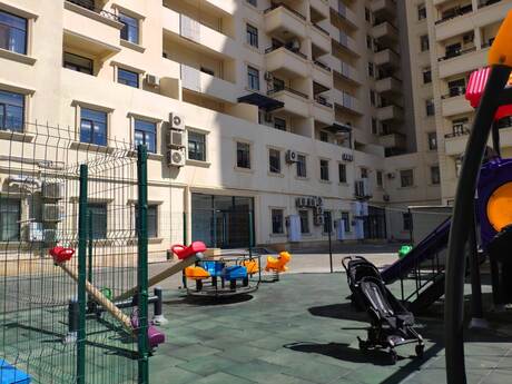 4 otaqlı mənzil, 242 m², 28 May: 727 000 ₼ 4