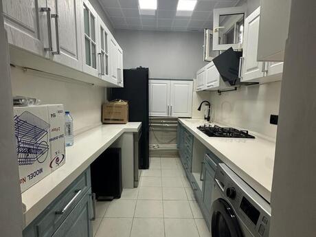 3 otaqlı köhnə tikili - Sahil m. - 120 m²