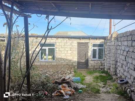 3 otaqlı həyət evi/bağ evi - Qala q. - 45 m²